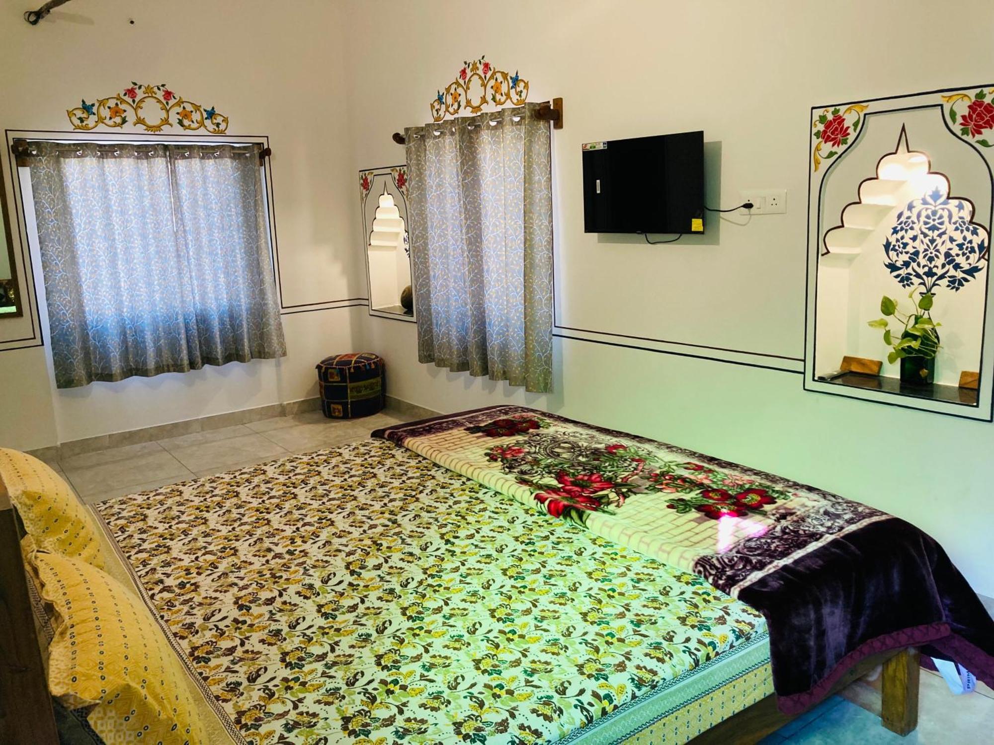 Hotel Tulsi Palace プシュカル 部屋 写真