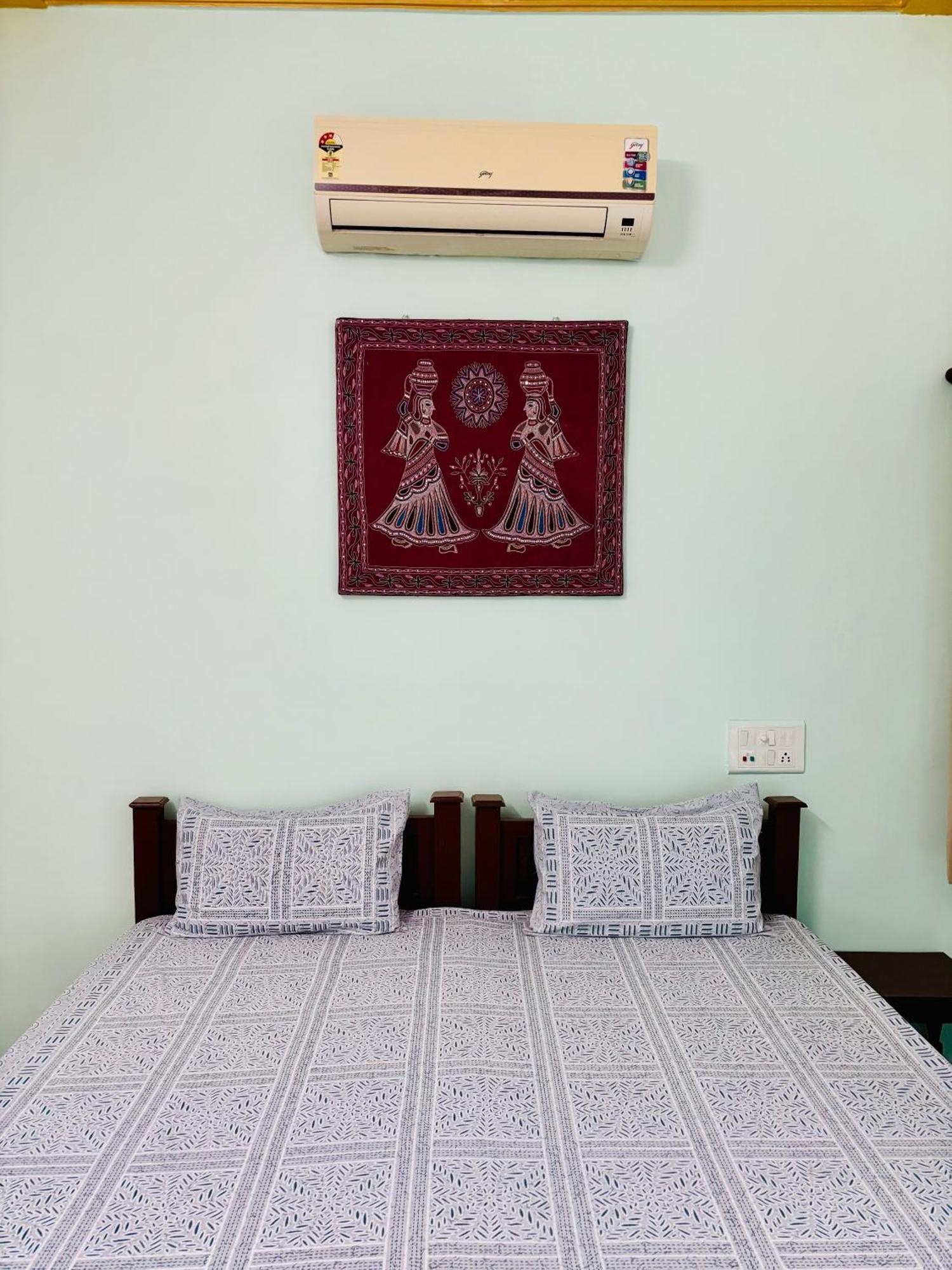Hotel Tulsi Palace プシュカル 部屋 写真